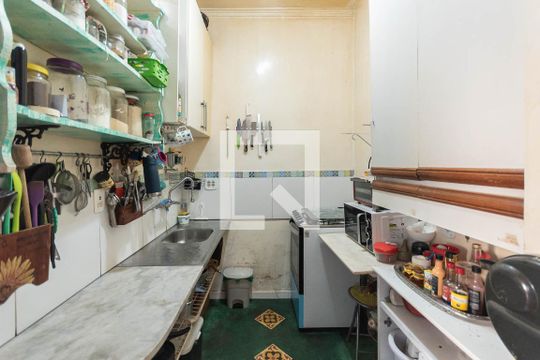 Cozinha de casa à venda com 4 quartos, 119m² em Grajaú, Rio de Janeiro