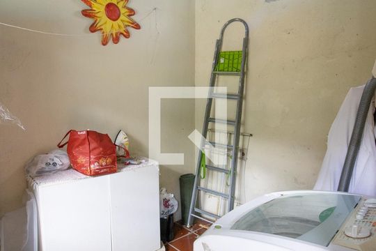 Área de Serviço de casa à venda com 3 quartos, 310m² em Boa Vista, Porto Alegre