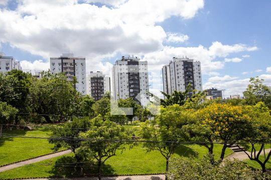 Suite 1 vista de casa à venda com 3 quartos, 310m² em Boa Vista, Porto Alegre