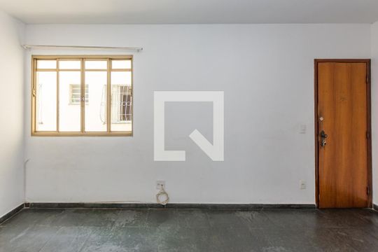 Sala de apartamento para alugar com 3 quartos, 73m² em Padre Eustáquio, Belo Horizonte