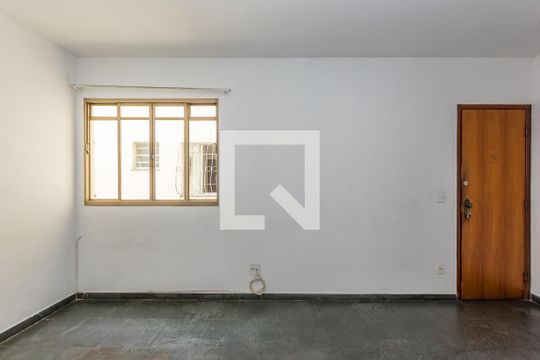 Sala de apartamento para alugar com 3 quartos, 73m² em Padre Eustáquio, Belo Horizonte