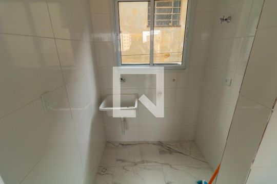 Área de Serviço de apartamento para alugar com 2 quartos, 33m² em Vila Nova Savoia, São Paulo