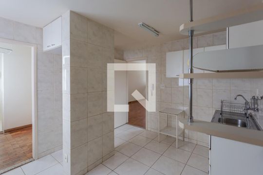 Cozinha e Área de Serviço de apartamento para alugar com 3 quartos, 120m² em Centro, Belo Horizonte