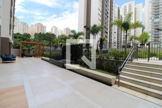 Área comum de kitnet/studio para alugar com 1 quarto, 25m² em Vila Andrade, São Paulo