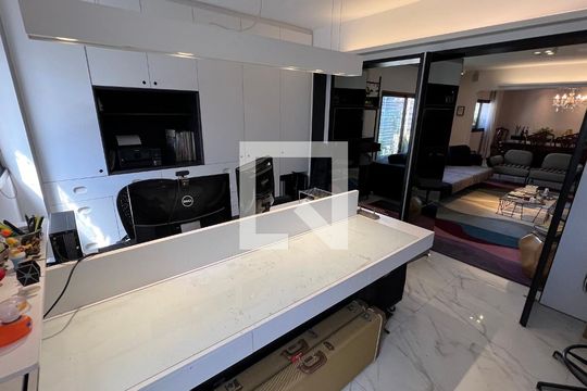 Escritório de apartamento à venda com 3 quartos, 204m² em Jardim Paulista, São Paulo