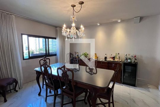 Sala de Jantar de apartamento à venda com 3 quartos, 204m² em Jardim Paulista, São Paulo