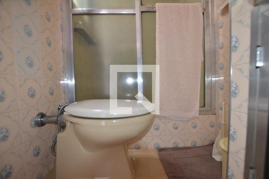 Banheiro da Suite de apartamento à venda com 3 quartos, 206m² em Vista Alegre, Rio de Janeiro