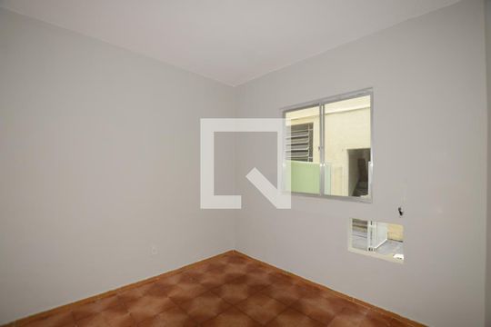 Quarto  de casa à venda com 1 quarto, 40m² em Vista Alegre, Rio de Janeiro