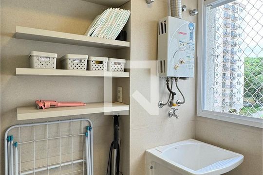 Área de Serviço de apartamento à venda com 1 quarto, 54m² em Alphaville Industrial, Barueri
