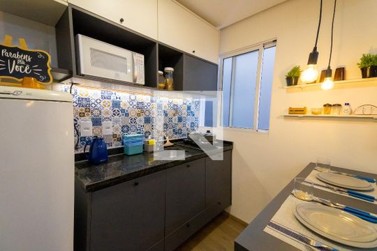 Cozinha de kitnet/studio para alugar com 1 quarto, 26m² em Vila Independencia, São Paulo