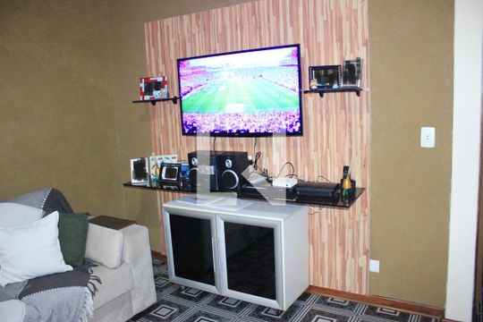 Sala de casa à venda com 5 quartos, 260m² em Jardim Jovaia, Guarulhos