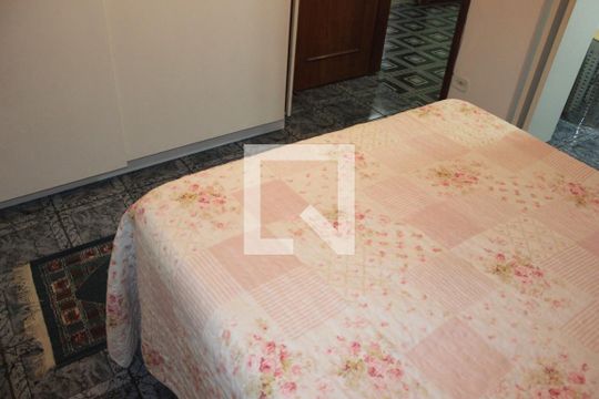 Suíte de casa à venda com 5 quartos, 260m² em Jardim Jovaia, Guarulhos