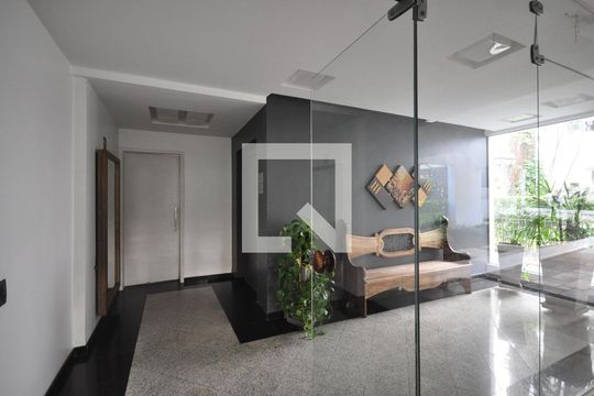 Hall Social de apartamento à venda com 2 quartos, 90m² em Real Parque, São Paulo