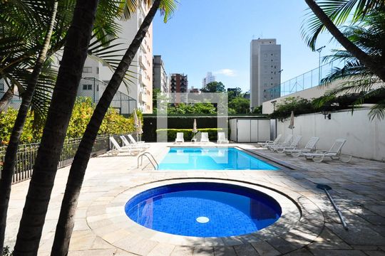 Piscina de apartamento à venda com 2 quartos, 90m² em Real Parque, São Paulo