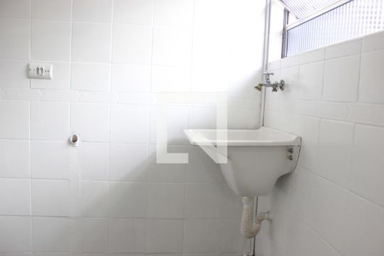 Lavanderia de apartamento para alugar com 3 quartos, 63m² em Vila Galvão, Guarulhos