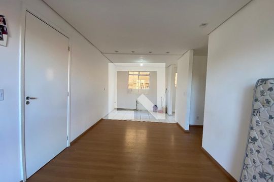 Sala de apartamento à venda com 3 quartos, 55m² em Igara, Canoas