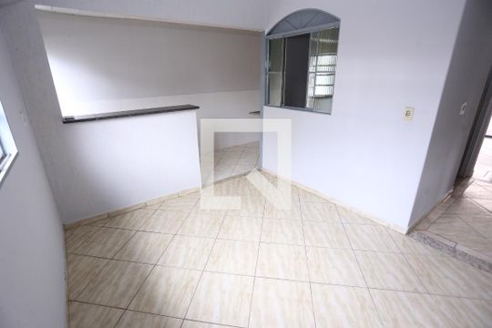 Sala 2 de casa de condomínio para alugar com 3 quartos, 400m² em Setor Habitacional Vicente Pires, Brasília