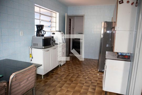 Cozinha de casa à venda com 2 quartos, 140m² em Vila Mazzei, São Paulo