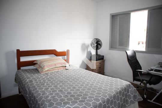 Quarto 1 de casa à venda com 2 quartos, 140m² em Vila Mazzei, São Paulo
