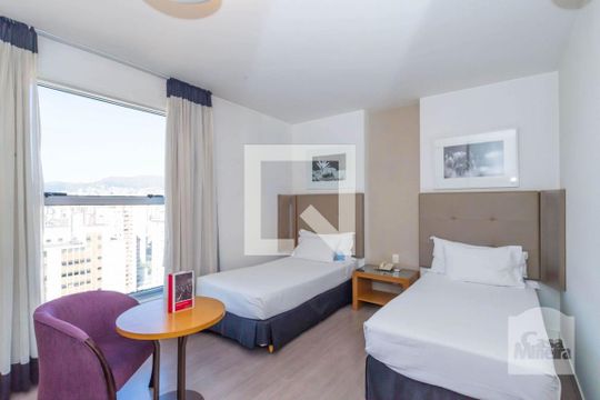 Sala/Quarto de apartamento à venda com 1 quarto, 28m² em Santo Agostinho, Belo Horizonte