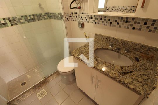 Banheiro de apartamento à venda com 2 quartos, 78m² em Lins de Vasconcelos, Rio de Janeiro