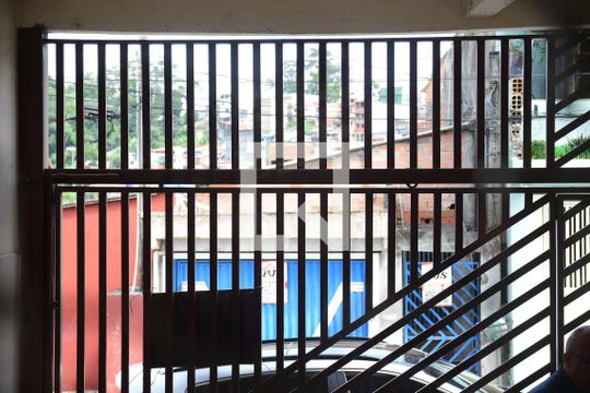 Vista da Sala de casa para alugar com 2 quartos, 80m² em Recanto dos Victor’s, Cotia
