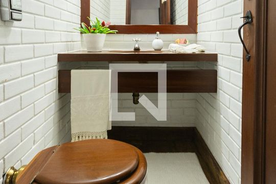 Lavabo de apartamento à venda com 5 quartos, 300m² em Grajaú, Rio de Janeiro