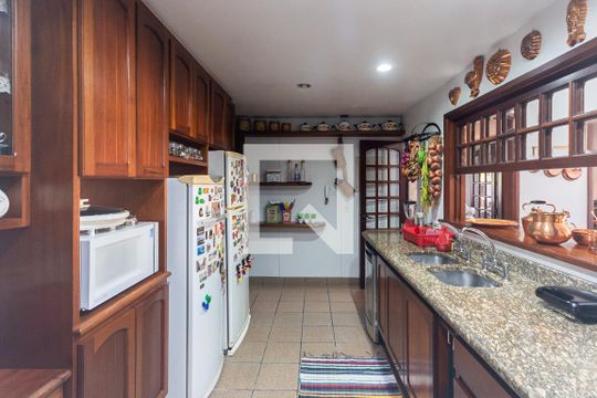 Cozinha de apartamento à venda com 5 quartos, 300m² em Grajaú, Rio de Janeiro