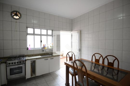 Cozinha de casa à venda com 3 quartos, 153m² em Vila Dom Pedro I, São Paulo