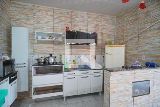 Cozinha de casa à venda com 2 quartos, 64m² em Feitoria, São Leopoldo