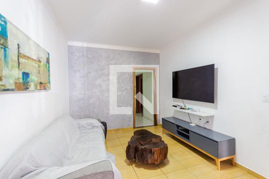 Casa à venda com 3 quartos, 240m² em Campestre, Santo André