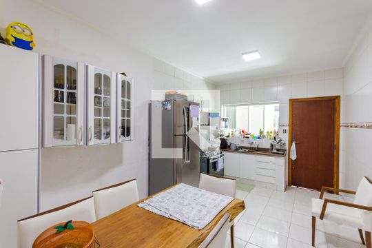 Cozinha de casa à venda com 3 quartos, 240m² em Campestre, Santo André