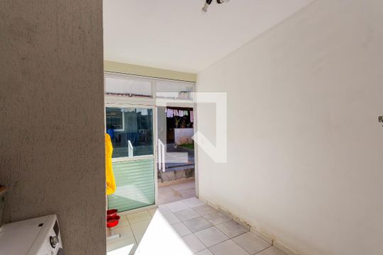 Área de Serviço de casa à venda com 3 quartos, 240m² em Campestre, Santo André