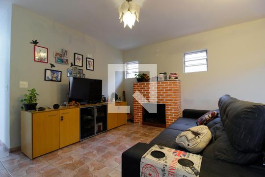 Sala 1 de casa de condomínio para alugar com 3 quartos, 300m² em Pinus Park , Cotia