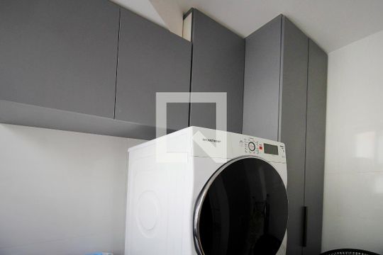 Área de Serviço de apartamento para alugar com 3 quartos, 82m² em Sagrada Família, Belo Horizonte