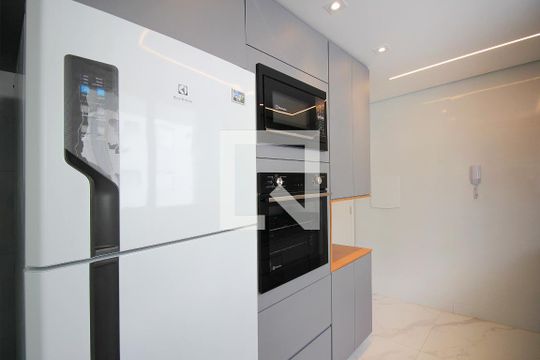 Cozinha de apartamento para alugar com 3 quartos, 82m² em Sagrada Família, Belo Horizonte