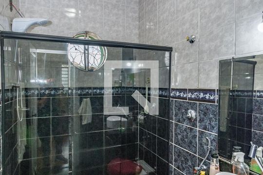 Banheiro Social de casa à venda com 3 quartos, 120m² em Nova Esperança, Belo Horizonte