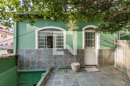imovel anexo de casa à venda com 3 quartos, 120m² em Nova Esperança, Belo Horizonte
