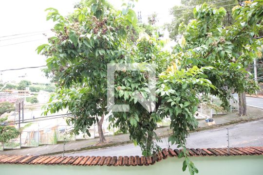 Vista da Varanda da Suite de casa à venda com 4 quartos, 360m² em Floramar, Belo Horizonte