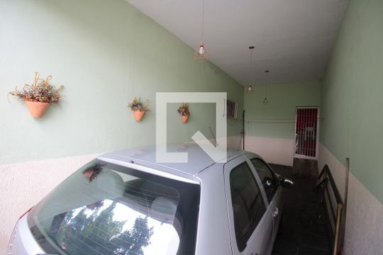 Garagem de casa à venda com 4 quartos, 360m² em Floramar, Belo Horizonte