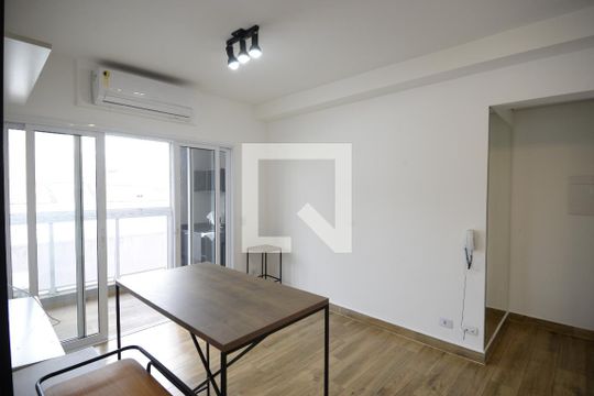 Sala de kitnet/studio para alugar com 1 quarto, 29m² em Ipiranga, São Paulo