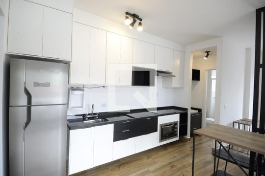 Cozinha de kitnet/studio para alugar com 1 quarto, 29m² em Ipiranga, São Paulo