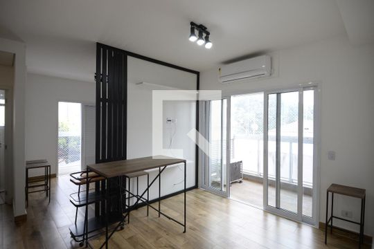 Kitnet/Studio para alugar com 1 quarto, 29m² em Ipiranga, São Paulo