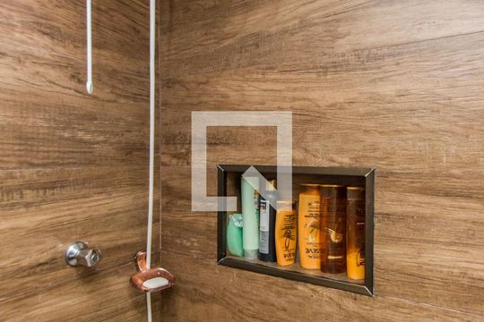 Banheiro de apartamento à venda com 2 quartos, 61m² em Vila Guilherme, São Paulo
