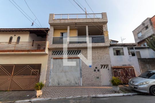 Fachada de casa para alugar com 4 quartos, 500m² em Vila Robertina, São Paulo