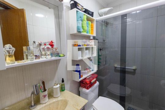 Banheiro da Suíte de casa para alugar com 4 quartos, 500m² em Vila Robertina, São Paulo