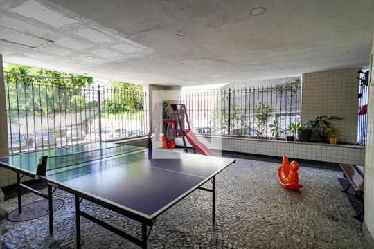 Área comum de apartamento para alugar com 2 quartos, 85m² em Fonseca, Niterói