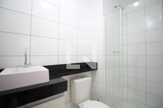 Banheiro de apartamento para alugar com 2 quartos, 35m² em Vila Independência, São Paulo