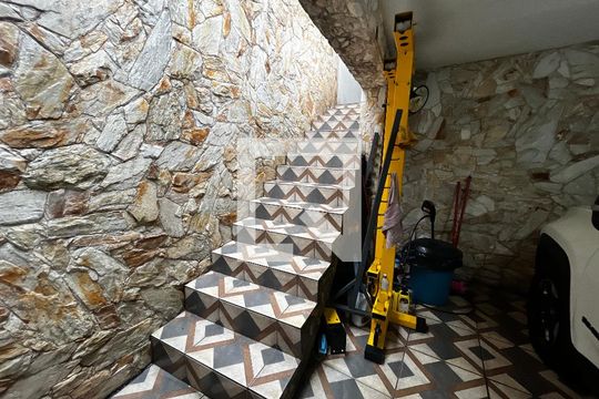 Garagem de casa à venda com 3 quartos, 125m² em Vila Santa Maria, São Paulo