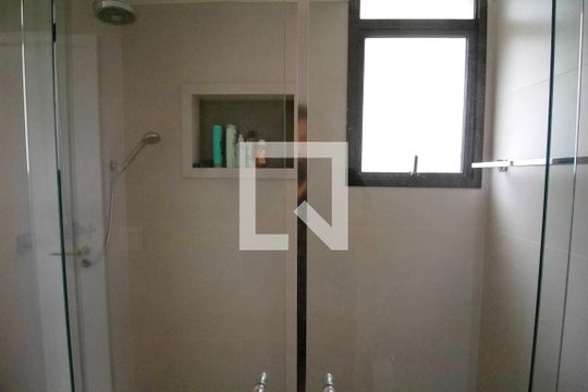 Banheiro da Suíte de apartamento para alugar com 3 quartos, 144m² em Jardim Paulistano, São Paulo